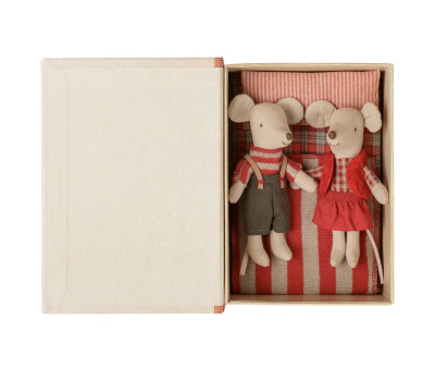 Ratoncitos Gemelos Christmas Hermano y Hermana Pequeños en Libro