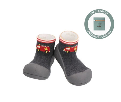 Calzado Attipas Firefighters Charcoal + Bolsa de Regalo